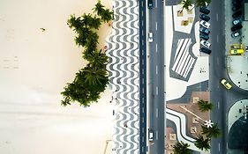Apartamento moderno em Copacabana, a 100m da praia
